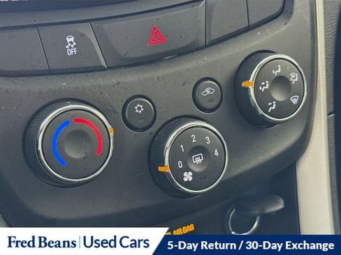 Used 2022 Chevrolet Trax LT w/ Driver Confidence Package image 17