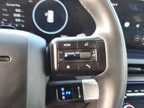 Used 2024 Hyundai Santa Fe Calligraphy image 24