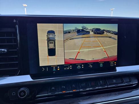 Used 2023 Chevrolet Silverado 1500 LTZ image 28