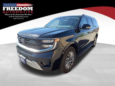 Used 2026 Ford Expedition Max Platinum AWD/4WD image 1