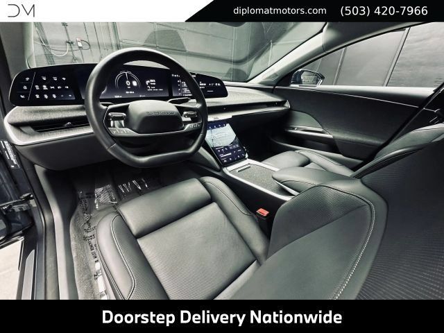 Used 2025 Lucid Air Pure RWD image 17