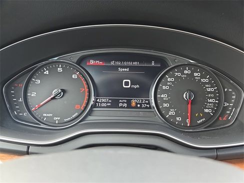 Used 2021 Audi Q5 2.0T Premium w/ Convenience Package image 22