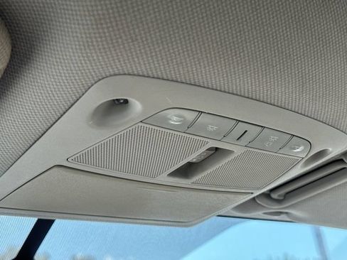Used 2016 Nissan Sentra SV w/ Style Package FWD image 29