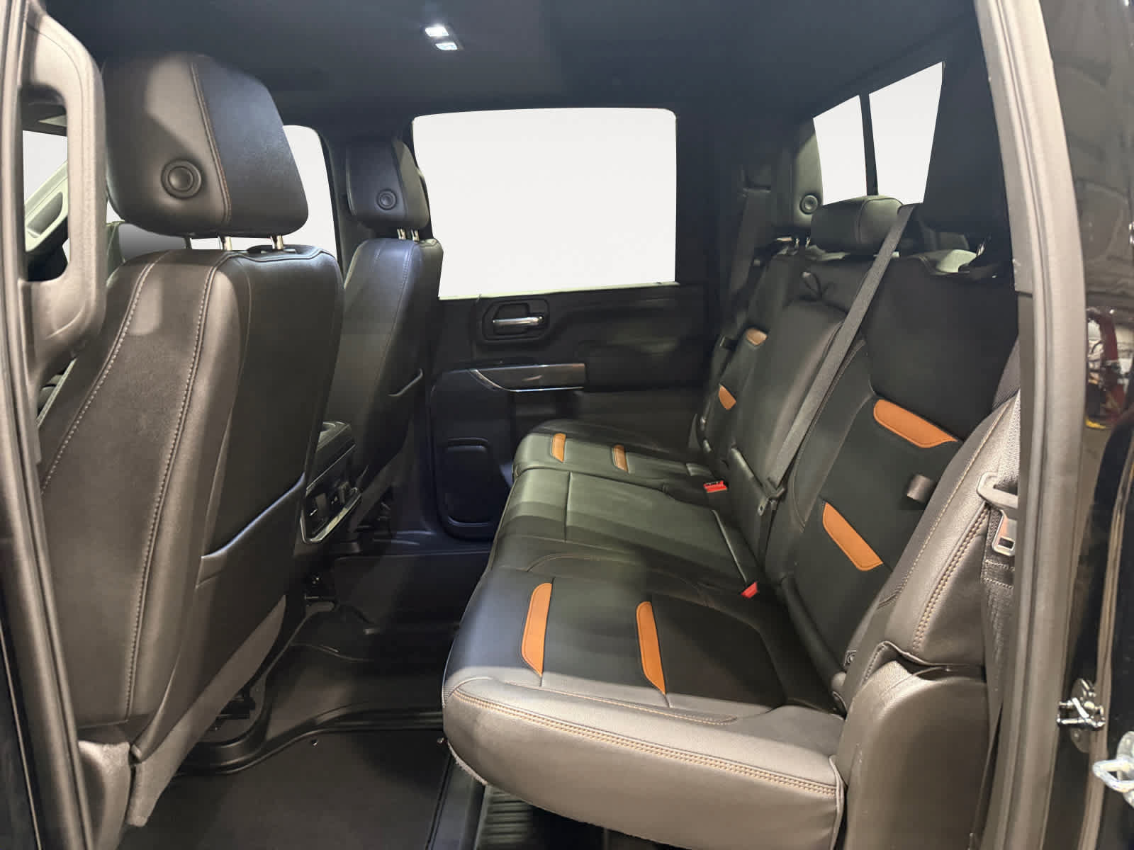 Used 2022 GMC Sierra 2500 AT4 w/ AT4 Preferred Package AWD/4WD image 14