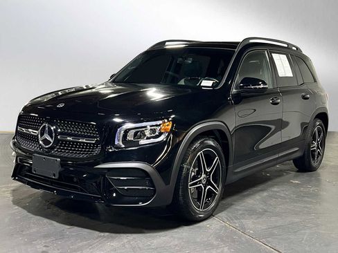 Certified 2023 Mercedes-Benz GLB 250 4MATIC image 7