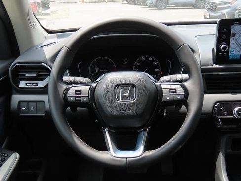 New 2025 Honda Pilot Touring image 19