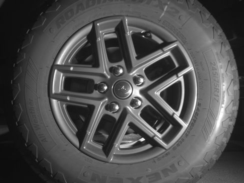 Used 2025 Jeep Wrangler Unlimited Sport AWD/4WD image 14