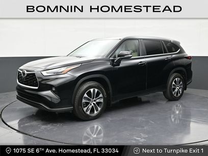 Used 2025 Toyota Highlander XLE