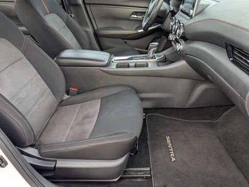 Used 2023 Nissan Sentra SR w/ Midnight Edition Package image 23