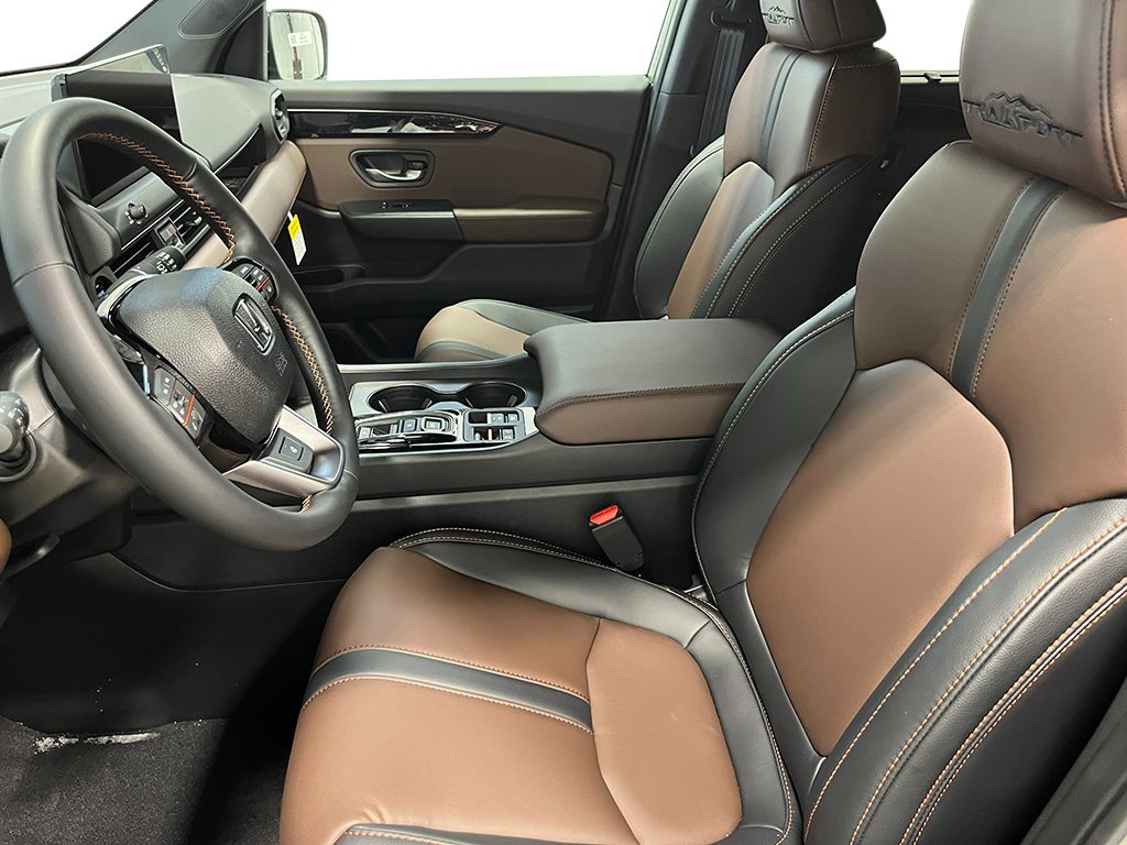 New 2026 Honda Pilot TrailSport image 16