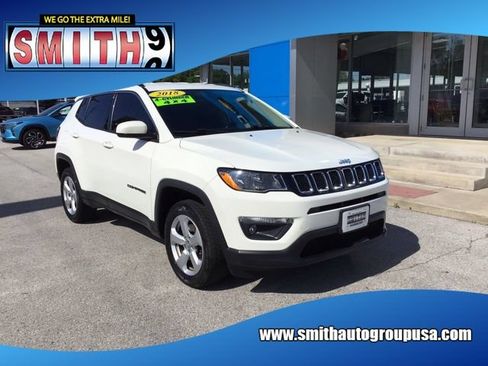 Used 2018 Jeep Compass Latitude w/ Popular Equipment Group AWD/4WD image 1