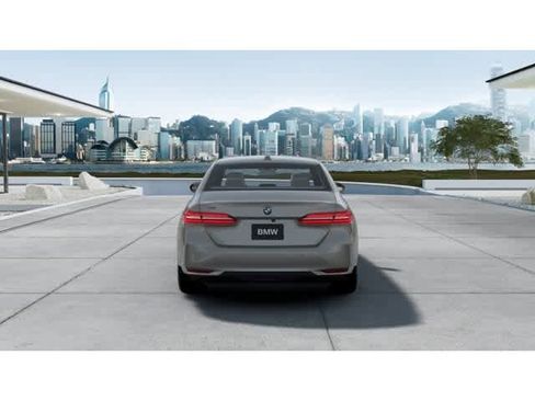 New 2027 BMW 530i xDrive AWD/4WD image 5