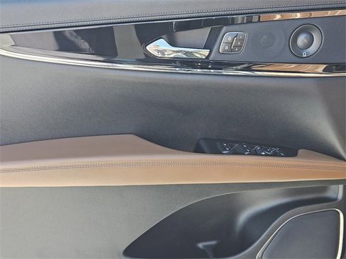 Certified 2023 Lincoln Nautilus Reserve w/ Equipment Group 201A image 23