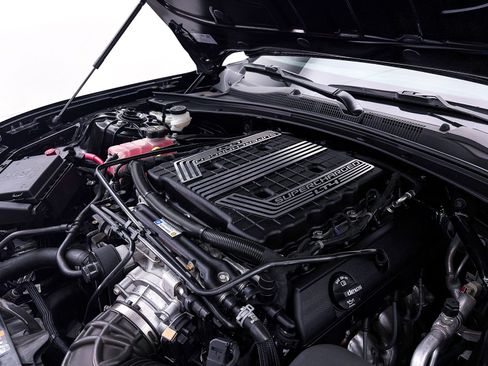 Used 2023 Chevrolet Camaro ZL1 RWD image 4