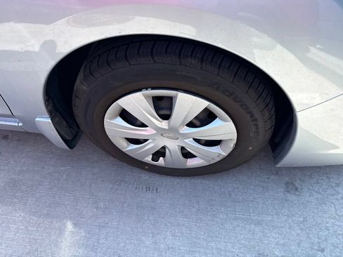 Used 2016 Subaru Impreza 2.0i AWD/4WD image 9
