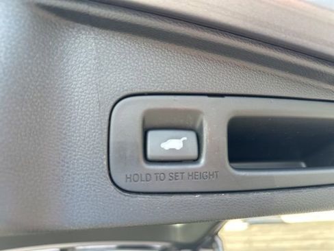 Used 2021 Honda CR-V Touring image 18