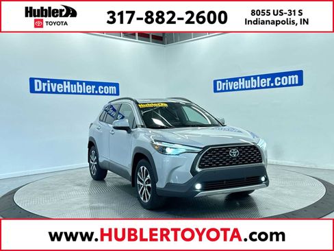 Used 2022 Toyota Corolla Cross XLE w/ Convenience Package AWD/4WD image 1
