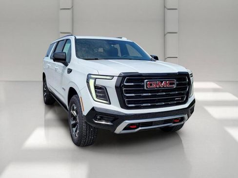 New 2026 GMC Yukon XL AT4 AWD/4WD image 3