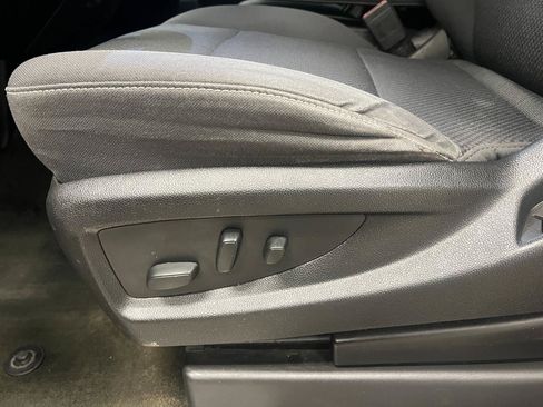Used 2017 Chevrolet Silverado 1500 LT w/ All Star Edition AWD/4WD image 23