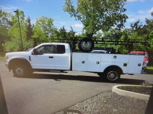 Used 2021 Ford F550 4x4 SuperCab Super Duty image 1