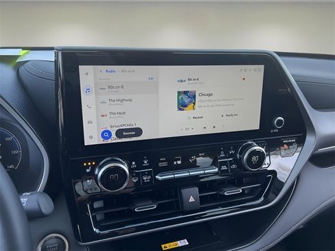 Certified 2025 Toyota Highlander Limited image 21