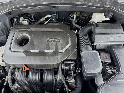 Used 2018 Hyundai Santa Fe Sport w/ 2.4L Value Package 02 FWD image 36