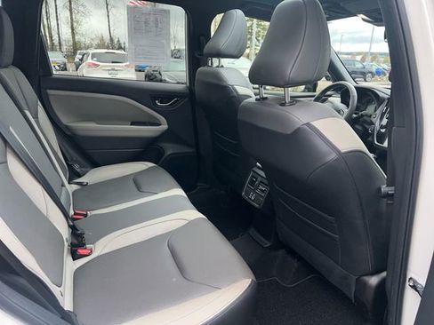 Used 2025 Subaru Forester Limited w/ Popular Package #1 image 17