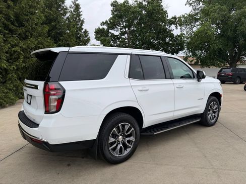 Used 2024 Chevrolet Tahoe LT w/ LT Signature Plus Package AWD/4WD image 32