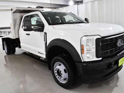 New 2025 Ford F550 4x4 SuperCab Super Duty image 5