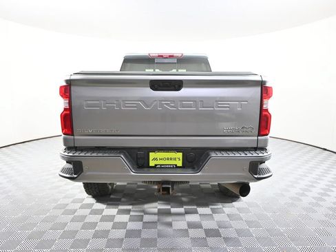Used 2024 Chevrolet Silverado 2500 High Country w/ High Country Premium Package AWD/4WD image 5