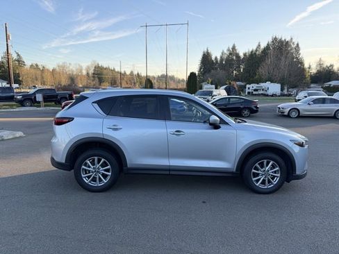 Used 2023 MAZDA CX-5 AWD 2.5 S w/ Preferred Package image 4