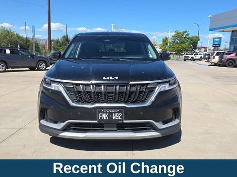 Used 2022 Kia Carnival EX FWD image 3