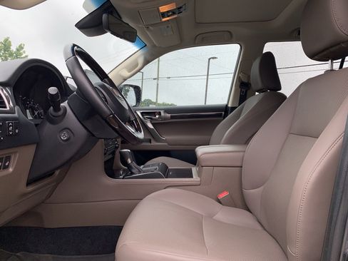 Used 2023 Lexus GX 460 Premium AWD/4WD image 16