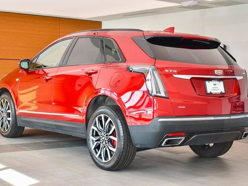 Used 2023 Cadillac XT5 Sportv w/ Technology Package image 8