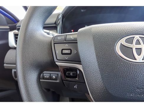 Used 2025 Toyota Camry LE FWD image 16