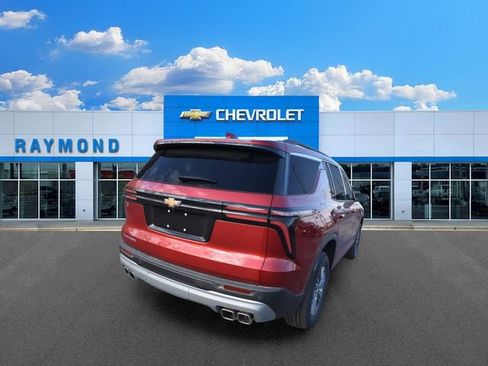 New 2026 Chevrolet Traverse LT w/ Enhanced Driving Package FWD image 4