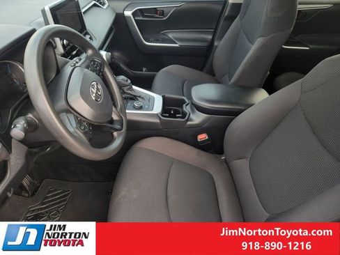 Used 2024 Toyota RAV4 LE image 14