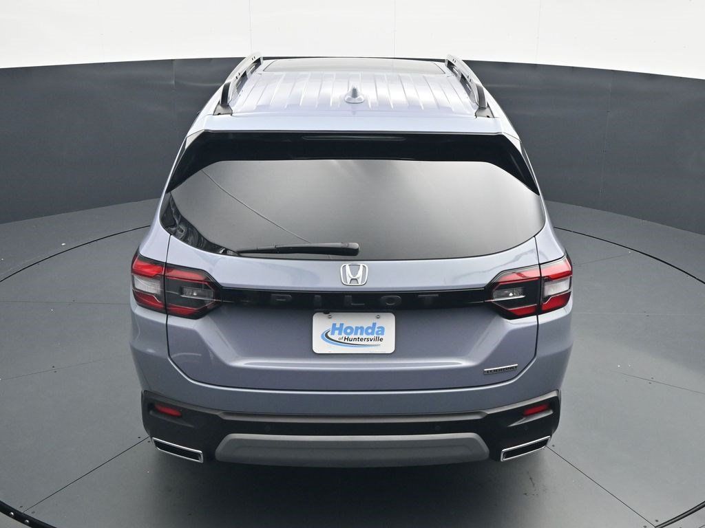 Used 2025 Honda Pilot Touring image 36