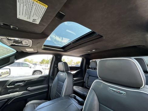 Used 2025 GMC Sierra 1500 AT4X AWD/4WD image 19