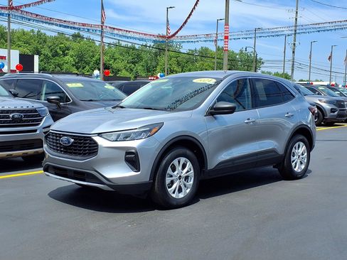 Used 2024 Ford Escape Active AWD/4WD image 1