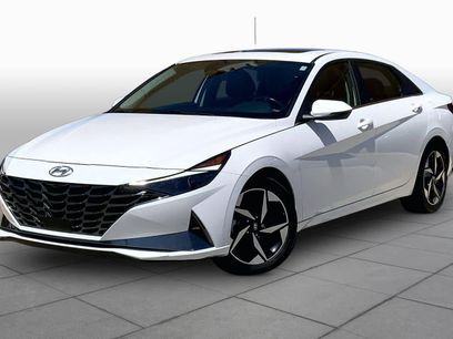 Used 2023 Hyundai Elantra Limited