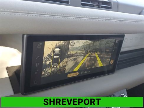 Used 2023 Land Rover Defender 110 SE image 17