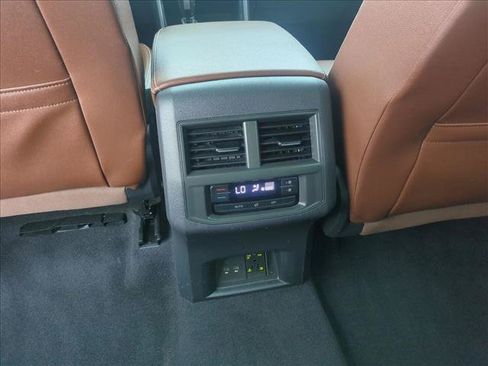 Used 2021 Volkswagen Atlas SEL FWD image 19