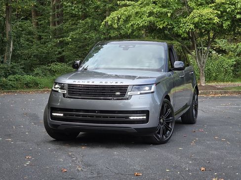 Used 2024 Land Rover Range Rover Long Wheelbase SE AWD/4WD image 1