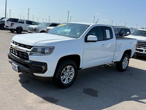 Used 2021 Chevrolet Colorado LT w/ Fleet Safety Package RWD image 32
