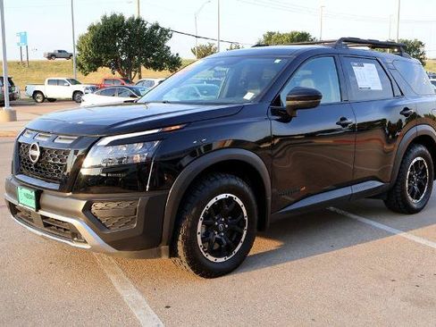 Certified 2025 Nissan Pathfinder Rock Creek AWD/4WD image 4