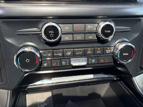 Certified 2025 Ford F150 Lariat AWD/4WD image 28