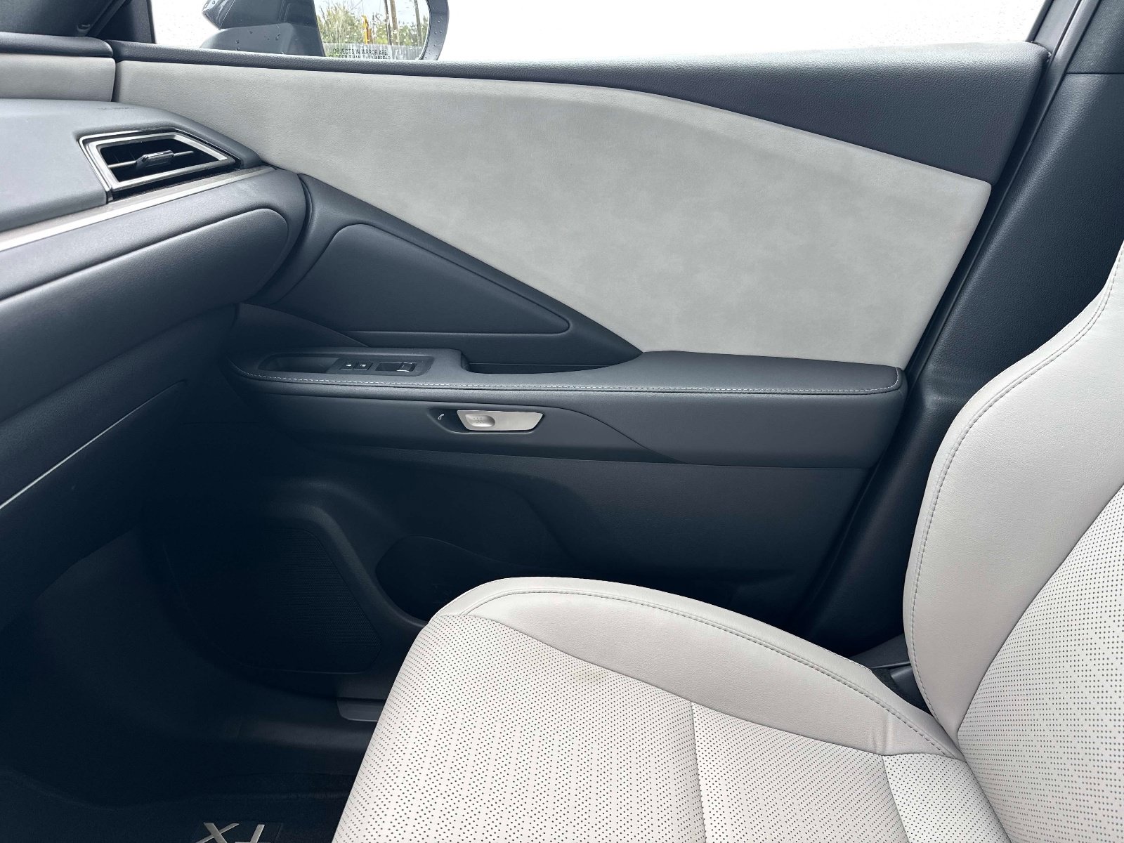 Certified 2026 Lexus TX 350 AWD w/ Technology Package image 25