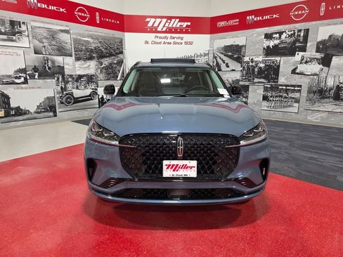 New 2026 Lincoln Aviator Reserve image 9