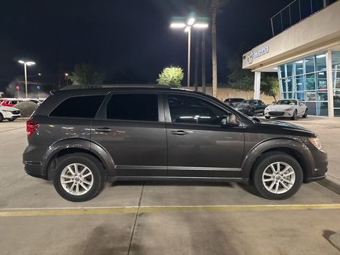 Used 2016 Dodge Journey SXT image 48